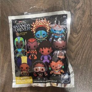 Marvel Black Panther Wakanda Forever Collectors Bag Clip - Multicolor